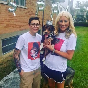 Meet your Posher, Caitlin